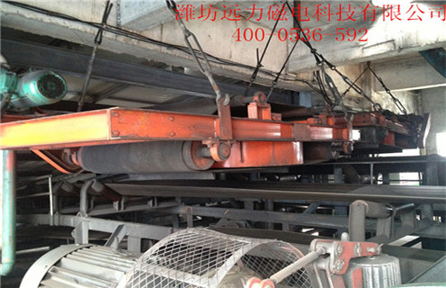 自卸式電磁除鐵器，新疆自卸式電磁除鐵器RCY工作視頻_國(guó)家標(biāo)準(zhǔn)_新疆自卸式電磁除鐵器RCY廠家訂做配電箱型號(hào)